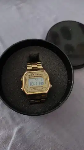 Jam tangan Casio tipe A168 (second)