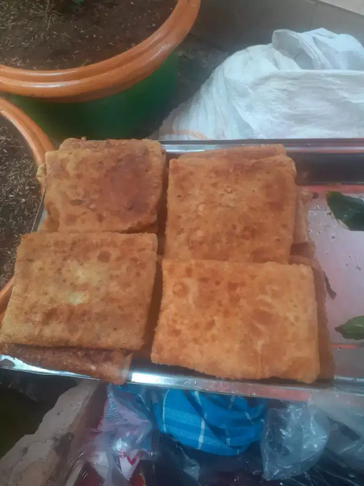 Menerima pesanan Martabak Telor Goreng Dadakan