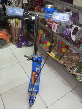 Mainan anak scooter cowok Olla ollie