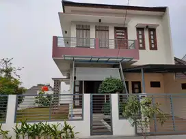 Dijual rumah di Bukit Golf Arcadia Cibubur Fully Furnished