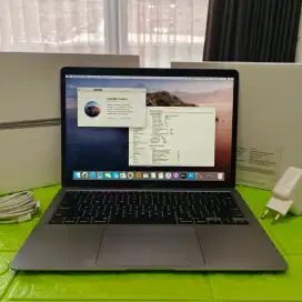 MacBook Air Retina 2020 13 inch 8/256 GB Space Gray Second ex iBox