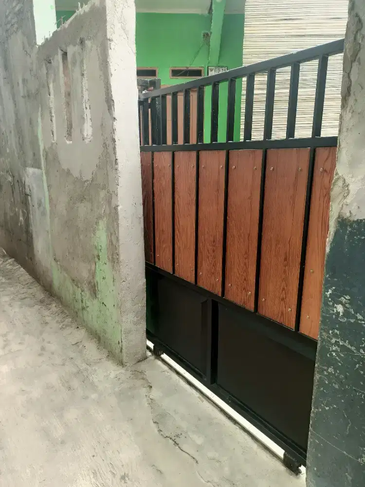 Rumah dijual bagus buat kost2an atau kontrakan