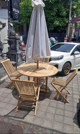 Set Meja Payung Taman