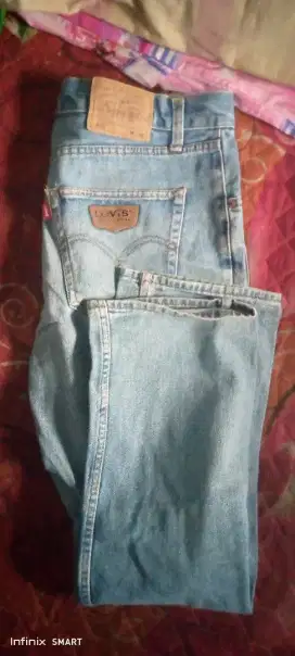 Di Jual BU celana Levis