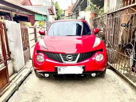 Nissan juke AT RX 2014 merah ferrari