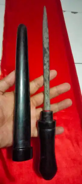 Tombak nya bosquh