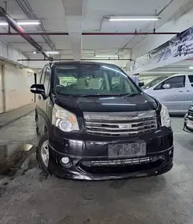 Istimewa Mobil Keluarga Idaman