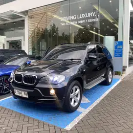 Mobil BMW X5 E70 3.0si 2008 Hitam Bandung