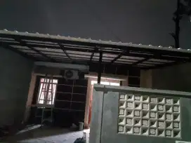 Kanopi baja ringan