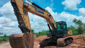 RENTAL EXCAVATOR 37 TON