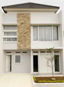 Rumah brand New jln adam malik larangan perbatasan jakarta selatan