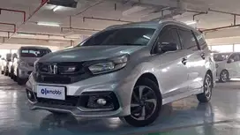 Unit Istimewa TDP 17JT Honda Mobilio 1.5 RS Bensin-MT 2018 Abu-Abu