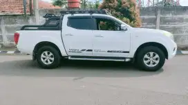 Double Cabin NAVARA 2018 Diesel  MT, istimewa