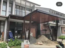 Atap garasi rumah