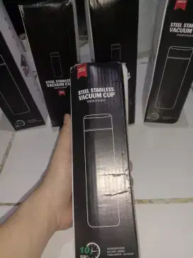 Thumbler/Termos Air Panas/Dingin Stainles Vacuum Cup 500ML