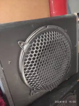 Speaker woofer mobil