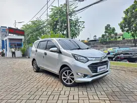 Daihatsu Sigra 1.2 R Bensin-MT 2016 Silver