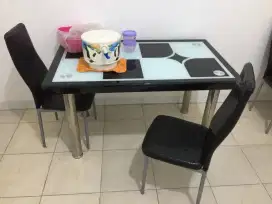 JUAL MEJA MAKAN 4 KURSI DUDUK