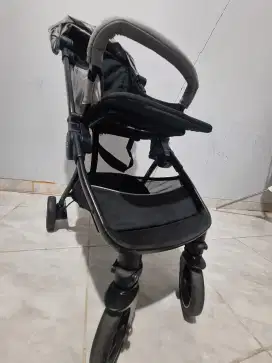 Stroller Joie bekas rasa baru