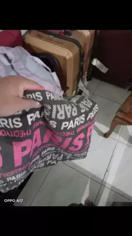 Tas Untuk Perempuan