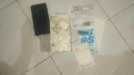 Dijual murah Xiaomi Redmi 4A 2/16 lengkap dan berminus