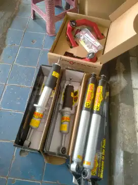 Shock absorber taudong buat mobil Hilux Fortuner buatan Australia