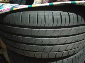 Ban dunlop LM 705 ukuran 235 55 R18