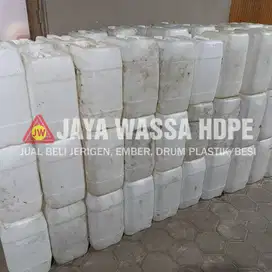 Jerigen Plastik 20 Liter Ratusan Sekali Pakai Istimewa Yogyakarta