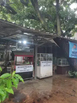 DISEWAKAN/DIKONTRAKAN WARUNG LOKASI STRATEGIS.