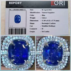 Natural Blue Sapphire Ceylon sri lanka 5.2 Ct royal blue sapphire