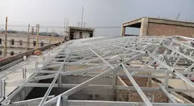 Kanopi baja ringan