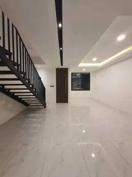 Rumah Baru Minimalis di Komplek Sumber sari