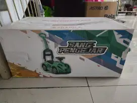 Mainan mobilan dorong untuk anak