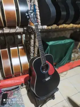 Gitar akustik jumbo hitam doff