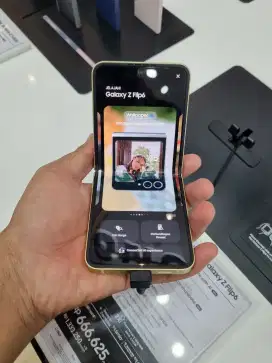 SAMSUNG GALAXY Z FLIP 6