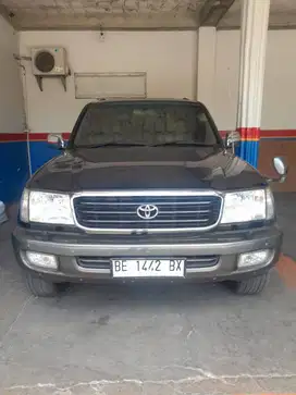 toyota land cruiser (2001)