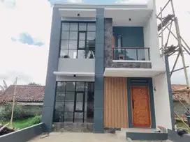 Dijual rumah 2 lantai DP 0 % di Cisarua dekat ke kolmas Cimahi utara