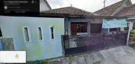 Dikontrakan rumah di tengah kota Rembang