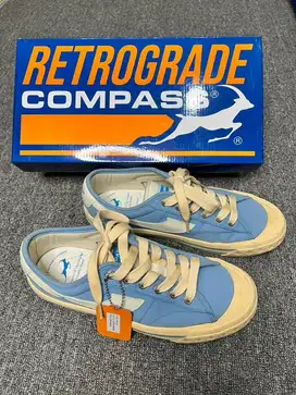 Sepatu compass ori no 40 BISA NEGO