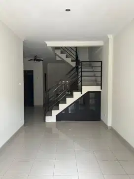 Dijual Rumah Siap Huni LT 72m² di Kemang Pratama Bekasi