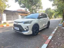 Toyota Raize 1.0 T GR SPORT Two Tone Bensin-AT 2021 Putih wXK