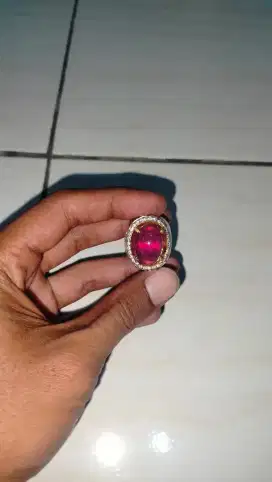 Cincin Batu Rubi