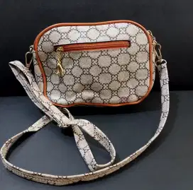 Tas kecil tali sling slempang