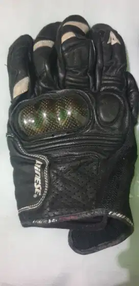 Sarung tangan roding deinese