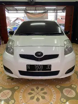 Toyota Yaris 2009 type E M/T - Mobil Bekas - Pemakaian Pribadi