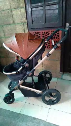 Preloved  stroller elegante