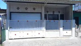 Rumah di kontrakan daera Surabaya utara