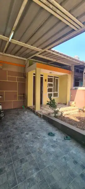 Dijual / dikontrakan Rumah Metland cilengsi sektor 6