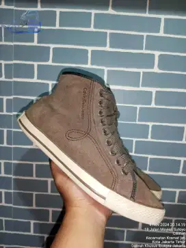 SEPATU HIGH CALVIN KLEIN