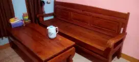 Kursi dan meja kayu jati